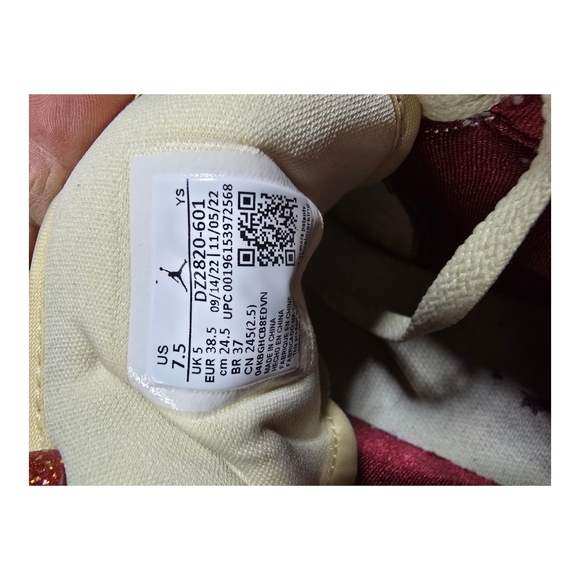 Nike Women's Air Jordan 1 Mid Retro Tiki Leaf Red Sail Size 7.5 READ DESC - Picture 6 of 8